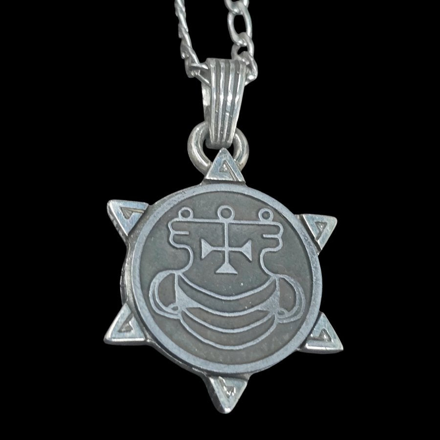Demon Pendant 02 DUKE AGARES and Secret Seal of Solomon 72 Demons Lesser Key of Solomon Goetia In Silver 3 x 2.5 cm 12 Gr Art 1861 - Bricks Masons