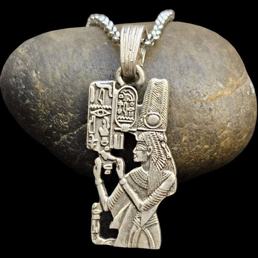 Egyptian Goddess Nefertari Pendant, Silver, 4 x 1.5 cm, 9 g, Art. 1573 - Bricks Masons