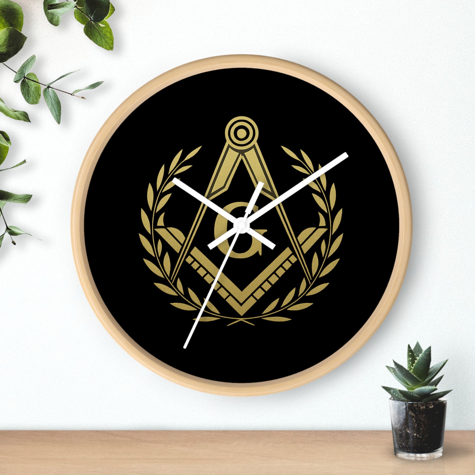 Master Mason Blue Lodge Clock - Wreath with Square & Compass G in Wooden Frame - Bricks Masons