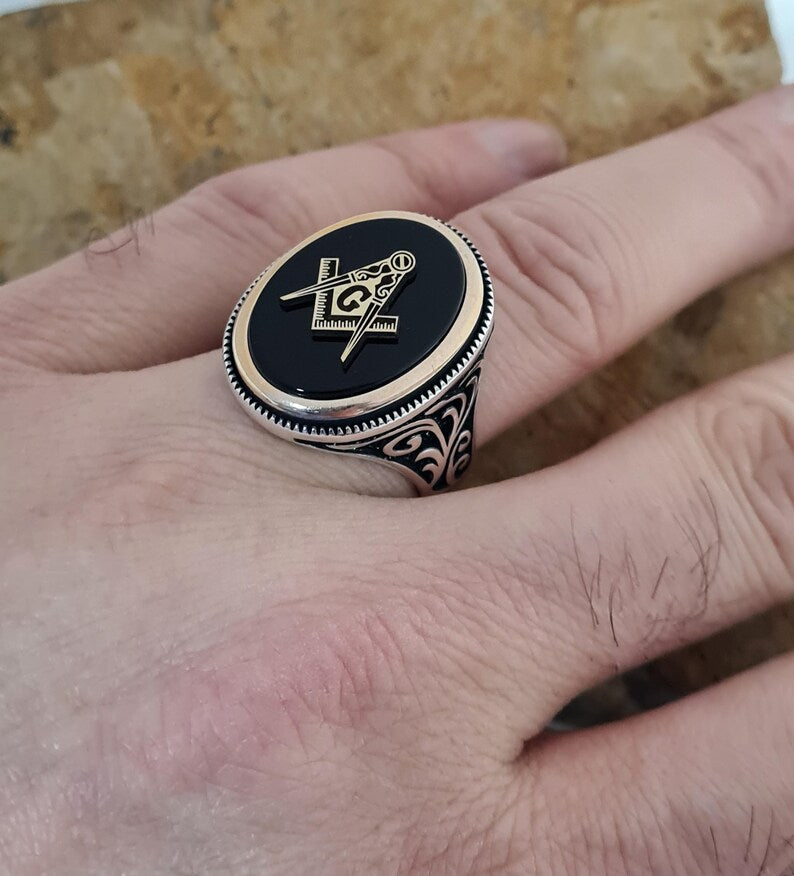 Master Mason Blue Lodge Ring - Sterling Silver Onyx - Bricks Masons