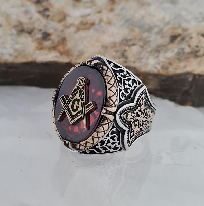 Master Mason Blue Lodge Ring - Sterling Silver Zircon - Bricks Masons