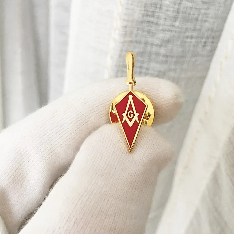 Master Mason Blue Lodge Lapel Pin - Red Enamel Trowel Shape - Bricks Masons