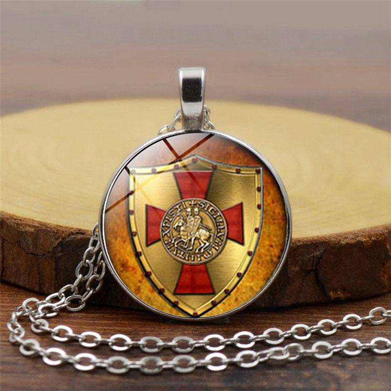 Knights Templar Commandery Necklace - Glass Cover Pendant