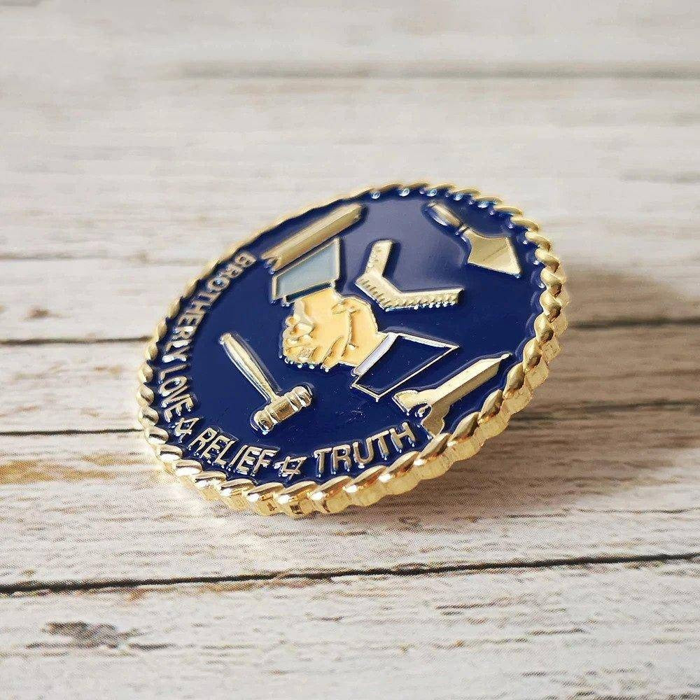 Master Mason Blue Lodge Lapel Pin - Zinc Alloy BROTHERLY LOVE RELIEF TRUTH - Bricks Masons