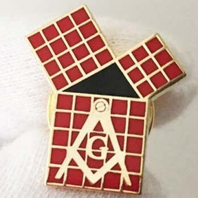 Master Mason Blue Lodge Lapel Pin - The 47th Problem OF Euclid With Square & Compass - Bricks Masons